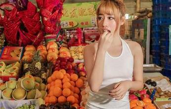 爱丝依美人：无圣光下的奇遇，图包应有尽有！
