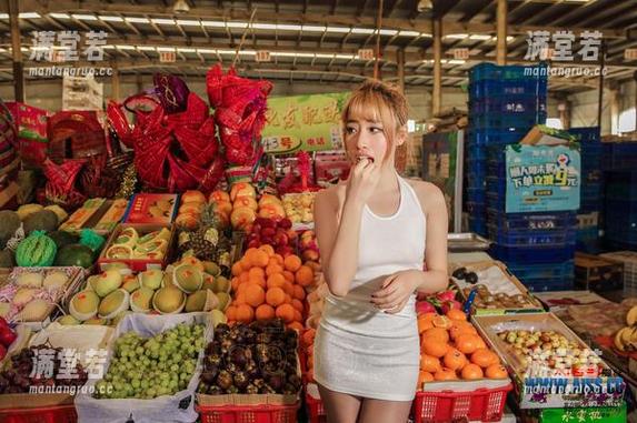 爱丝依美人：无圣光下的奇遇，图包应有尽有！
