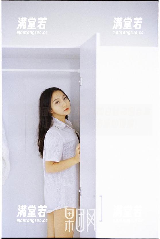 GIRLT果团网 - 看周妍希的白丝美图合集，保证让你对‘袜子’有新的理解！