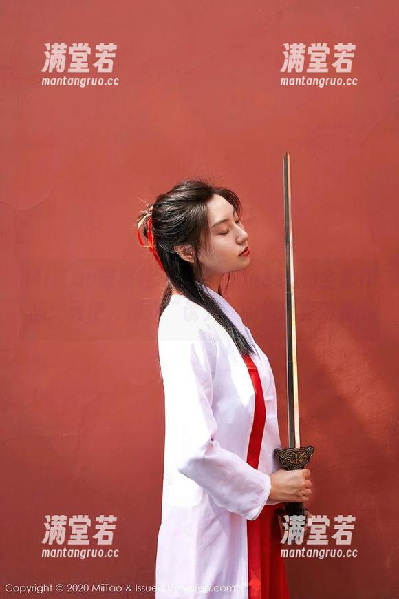 MiiTao蜜桃社 - 王婉悠Queen的全套作品：天使，那双“诱人”的翅膀真的是...