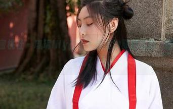 MiiTao蜜桃社 – 琉璃lily在护士服里的邪魅私拍，图包谁敢不看？