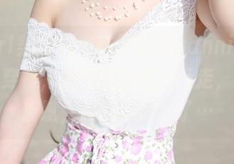 MyGirl美媛馆 – 在王馨瑶yanni的丝袜合集里穿行，像是在月光下行走，轻柔又滑腻，时间都停止了…