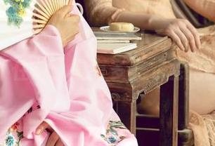 UGirls尤果网 – 看着芊小童的双马尾美图，我忍不住想：是有多美才能把我震成这样？
