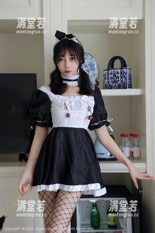 Xiuren秀人网-是小逗逗 Xiuren秀人网 - 是小逗逗的白衬衫体验:一场不可错过的免费图册闹剧?