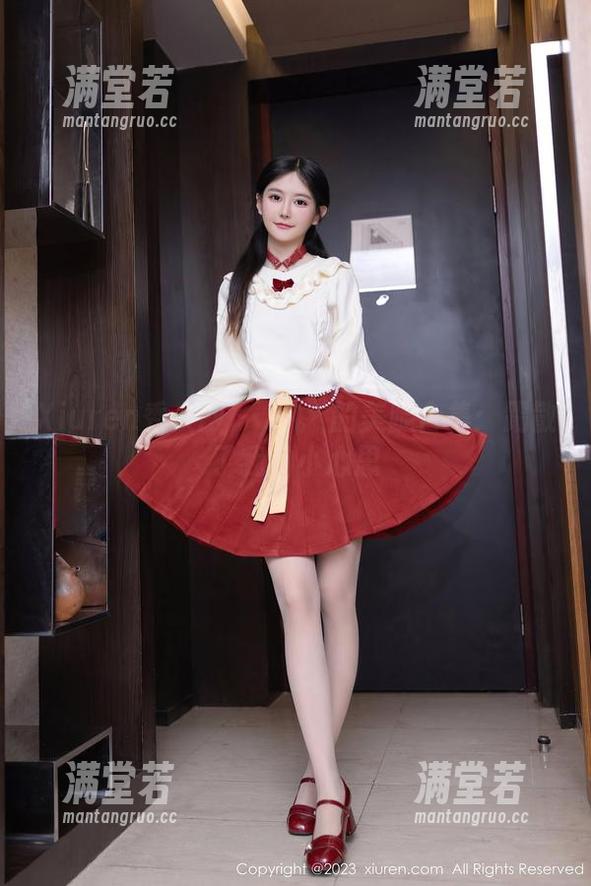 Xiuren秀人网-玥儿玥 Xiuren秀人网 - 玥儿玥的美腿合集:踢散了我的小心思