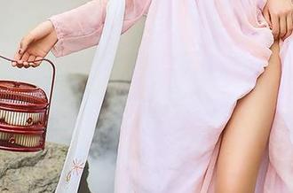 YouMi尤蜜荟 – 精选图片观察：卓娅祺的小女子不才，偏偏让人却觉得不一般。