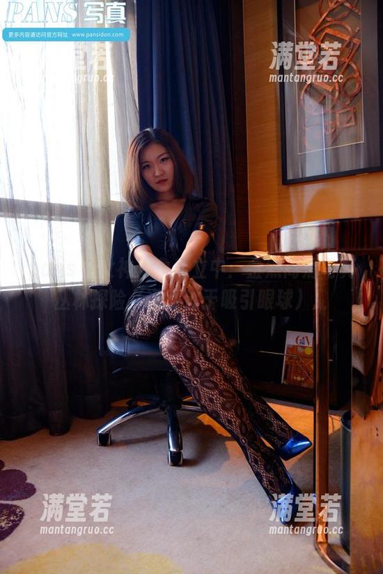 pans-金熙 pans - 女神形象建立中:金熙高清写真丛林探险(谨防过于吸引眼球)!