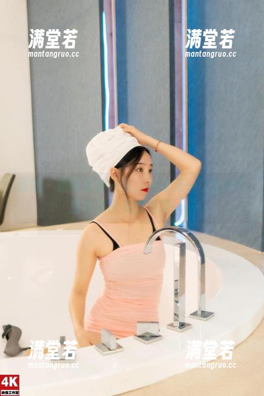 丽柜 - 最新旅拍一览，曼蒂又一次让我怀疑自己审美的极限……