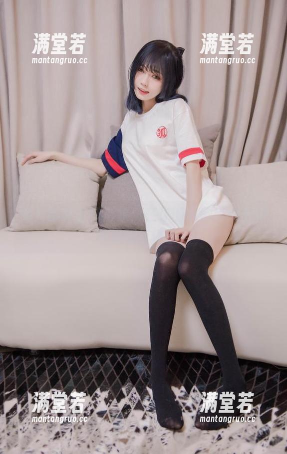 兔女郎的定制形象：在你的负卿带来的写真里稍作停留！