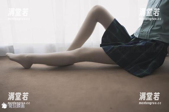 看看兔玩映画的全套，沙耶和爱宕兔女郎，哦，这风格让我想起儿时的“兔子听话”！