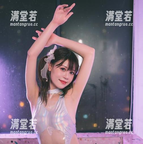 私房魅影：千反田鹿子与蓝蝶图集中的缱绻回忆