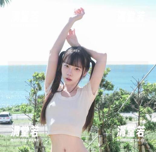 可可小白兔，电车上随意一坐的高中生，网盘合集又来了，有点好奇！