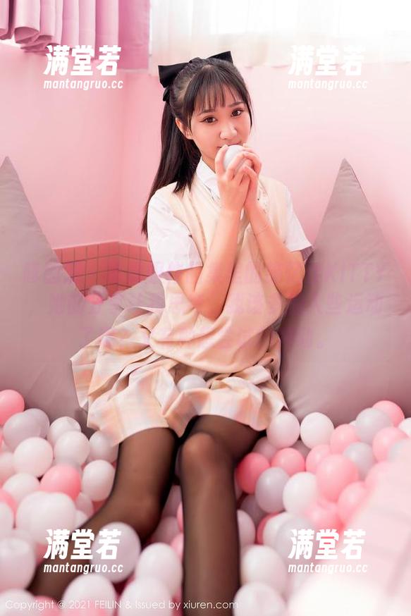 嗲囡囡 - 体操服作品集里的施忆佳KITTY，她的分享让我思考，我该多加入些运动了呢？又有种想尝试的冲动。