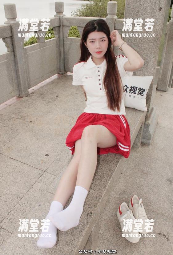 小众视觉 - 你能想象蓉蓉的套图会有这效果吗？资源暴击！