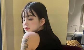 微密圈 – 观看小优优子双人CP合集，我的点评可能会很毒，但老实说，我也看得乐此不疲。