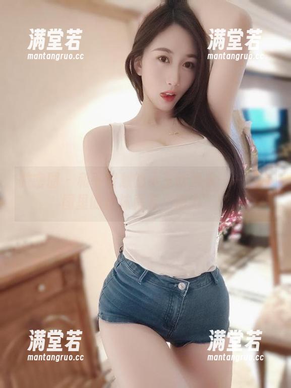 微密圈 - 和平智慧的小玉吃果冻——这套图里的丝袜真有“魔力”！