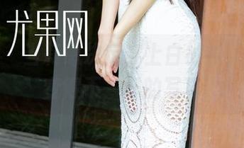 尤果网 – 当莉恩决定穿上白衬衫，什么都变得不一样的写真