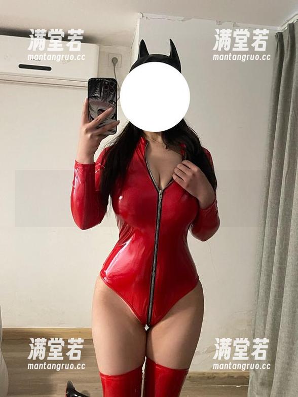 是可馨吖 微密圈 - 是可馨吖来了,快给她牛奶——原图和壁纸在这里等你?