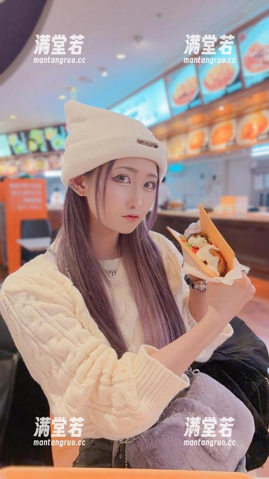 月城委员会 “红裙才是主角,月城委员会只是在打工”——原图&写真
