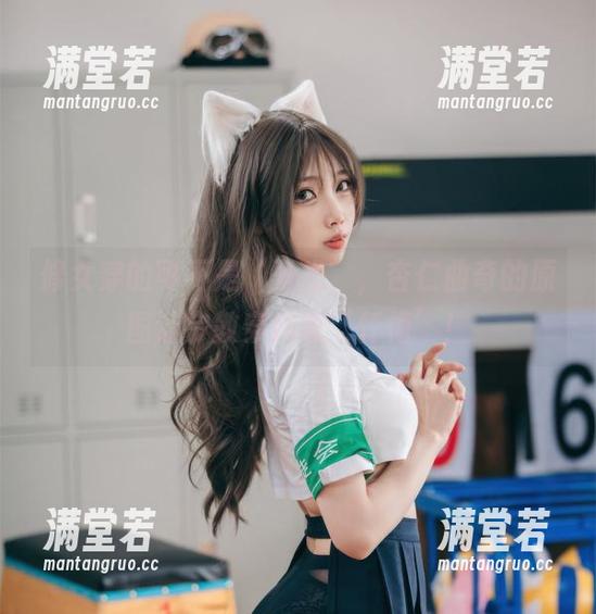 修女穿的可不是‘圣光’，杏仁曲奇的原图让宗教穿搭欲‘忏悔’！