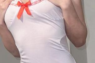 果咩酱w春天写真原图：春风十里，不如一张她的姿态！