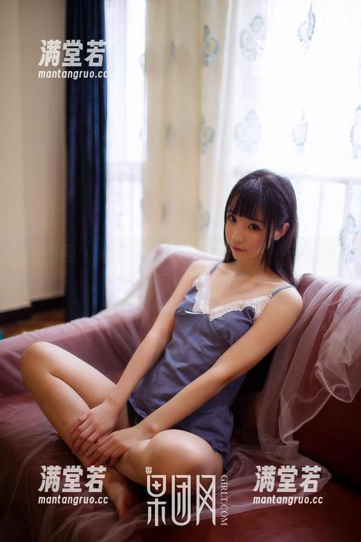 果团网 - 看蜜桃Q妹儿的水手服，无圣光下的另一番风味