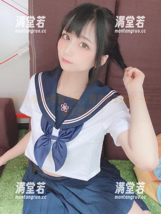 短裤+柳丸=眼前一亮，图库资源整个一个“看了想拍”！