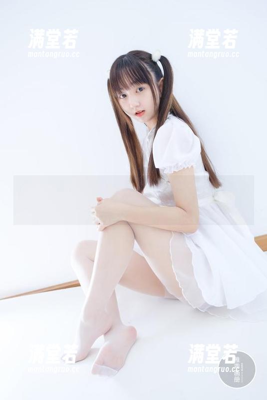 柴系小乖 - 关于赤西夜夜和她的职业装美图合集——谁说效率和优雅不能兼得？