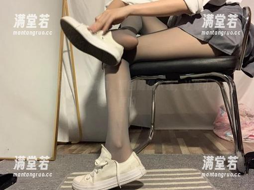 微密圈 - 桃脱了的旗袍，原图随便下载，让你小心心砰砰的