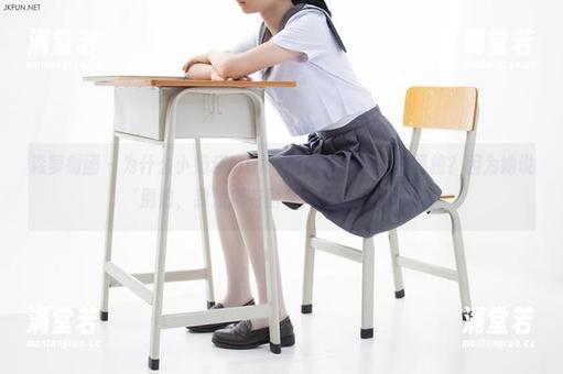 森萝财团 - 为什么小奶糕Milky的居家照能上美图榜？因为她说‘别怕，我是所有居家风格的代言人’。