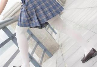 登场啦！森萝财团作品集：JK校服白丝，你会觉得想不起今天吃了什么。