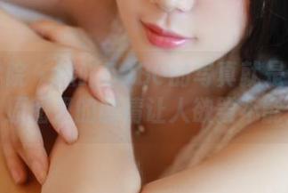 模范学院 – 熊吖BOBO的写真就是个大瓜，原图里的剧情让人欲罢不能！