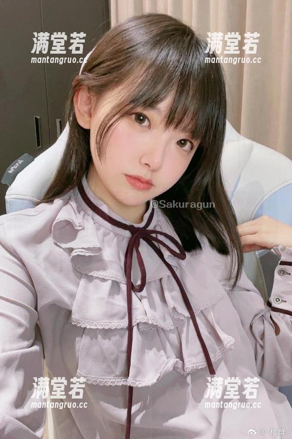 樱群长腿图包：你有没有想过，腿也可以成为焦点？快来看更新版！