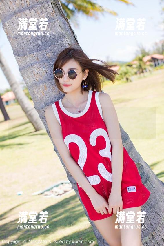 爱蜜社 - 下载杨紫嫣candy的美腿原图，谁能拒绝如此“特立独行”呢？
