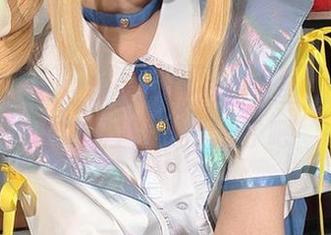 私房观察：白栎Shirly这图包里的藤田琴音打歌服，也太香了吧