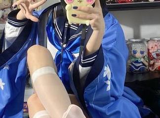 竟然能把“明日”的旗袍穿出烟尘烟的层次感！白栎Shirly精选美图，绝不迷路！
