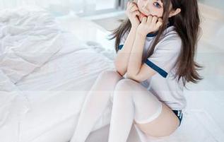 全套写真见识下，神沢永莉用毛衣牛仔裙狂虐黑丝