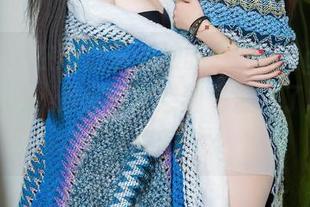 秀人网 – 在浴缸里流浪的夏晓Maggy：水花四溅，是否已经感到“湿”了吗？直达原图！