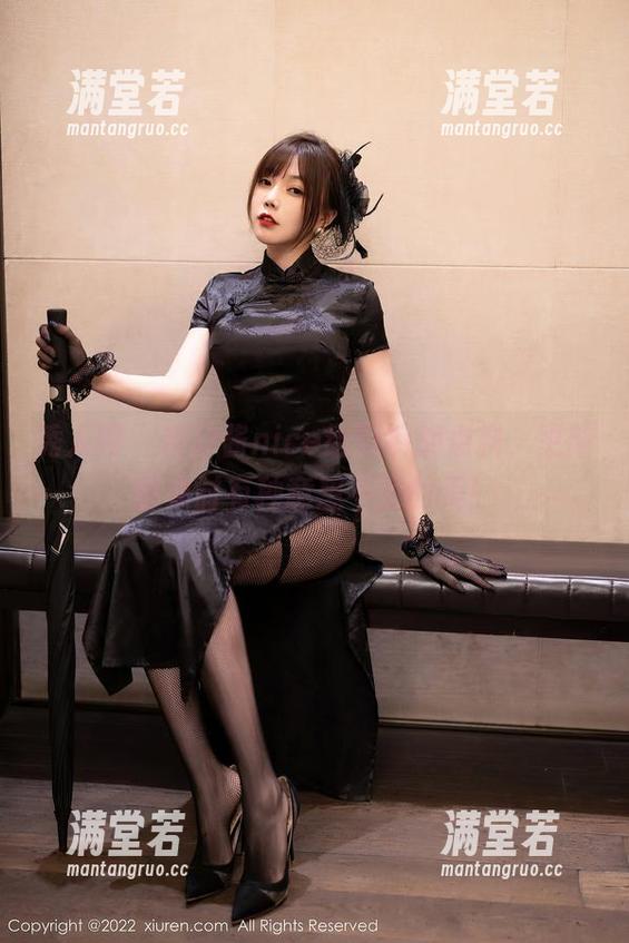 秀人网 - 奈汐酱nice给短裤加点料，更新图集时有种意想不到的美！