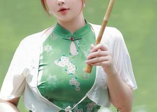 秀人网 – 妲己Toxic的裸足图集，下载之前先准备好你的审美准备。