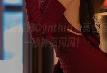 秀人网 – 杨紫嫣Cynthia油亮合集—让你一秒钟亮闪闪！