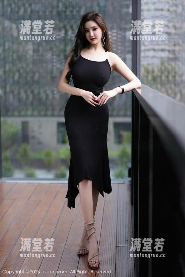 秀人网-林子欣Freya 秀人网 - 原图里的林子欣Freya,圣诞也能这么随性?有点儿不太懂,但我喜欢。