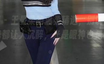 秀人网 – 王曼柔的温柔精选，别说她的每个姿势都让人沉醉，光是眼神也是绝了啊。