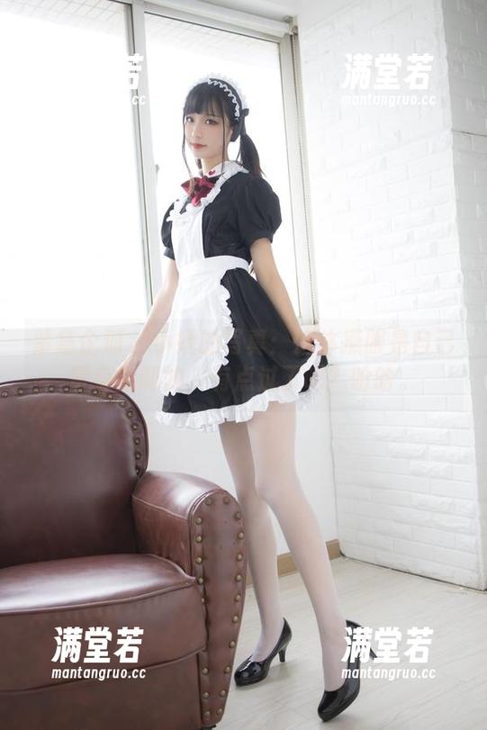 紧急企划 - 小婕的写真：这体操服是自己量身定制的，有点过了吧？哈哈。