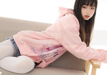 紧急企划 – 小恩的体操服：高清图集中，眼睛都给我开画展了！