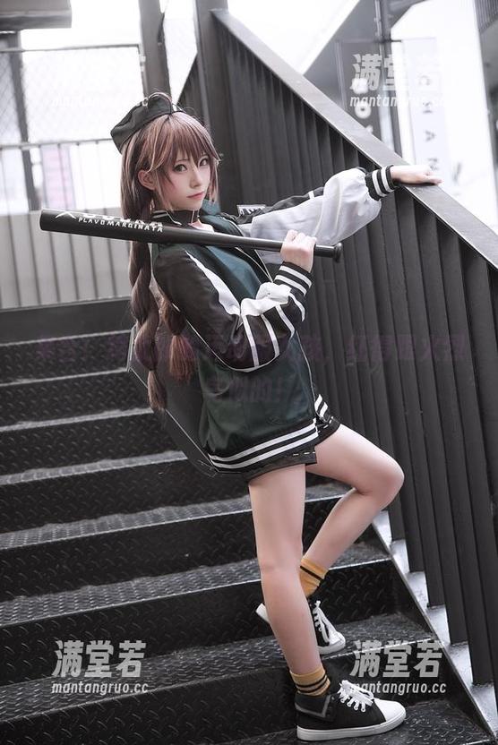 集合！绮太郎的运动服女孩，红得跟火烈鸟似的！
