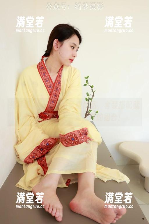 绮梦摄影 - 小玉的免费作品，套装搭配就像是在厨艺大赛里获胜的组合！