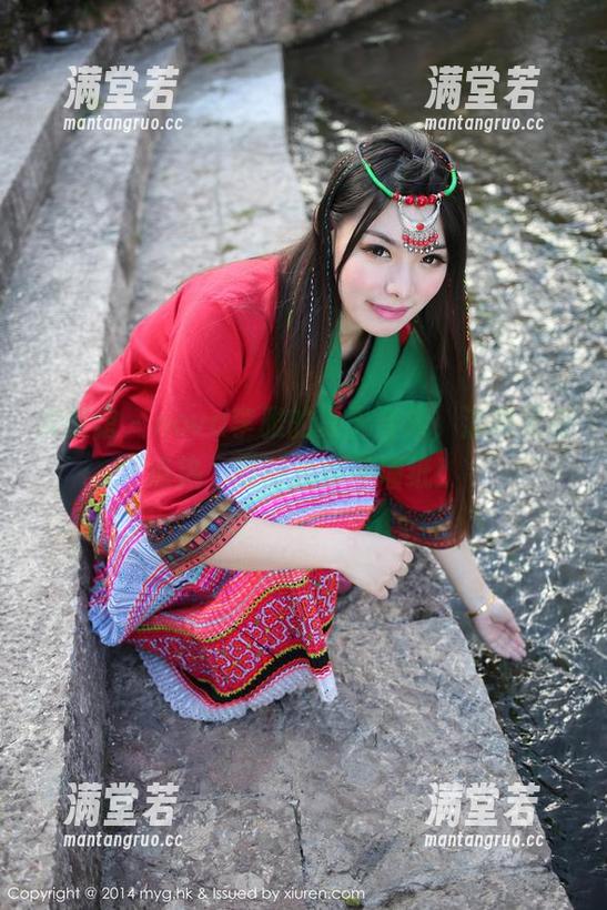 美媛馆-nova李雅 美媛馆 - nova李雅的夏天合集,清爽又有点热,随时换背景墙纸!