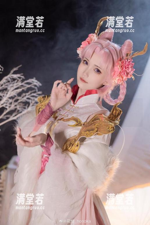 花兮_honoka的油亮美图：多一滴都撑过天际了，快来见识这光泽吧！
