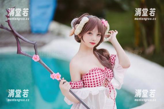图片中的花铃Hana，校园一瞥，谁说不再有新发现？